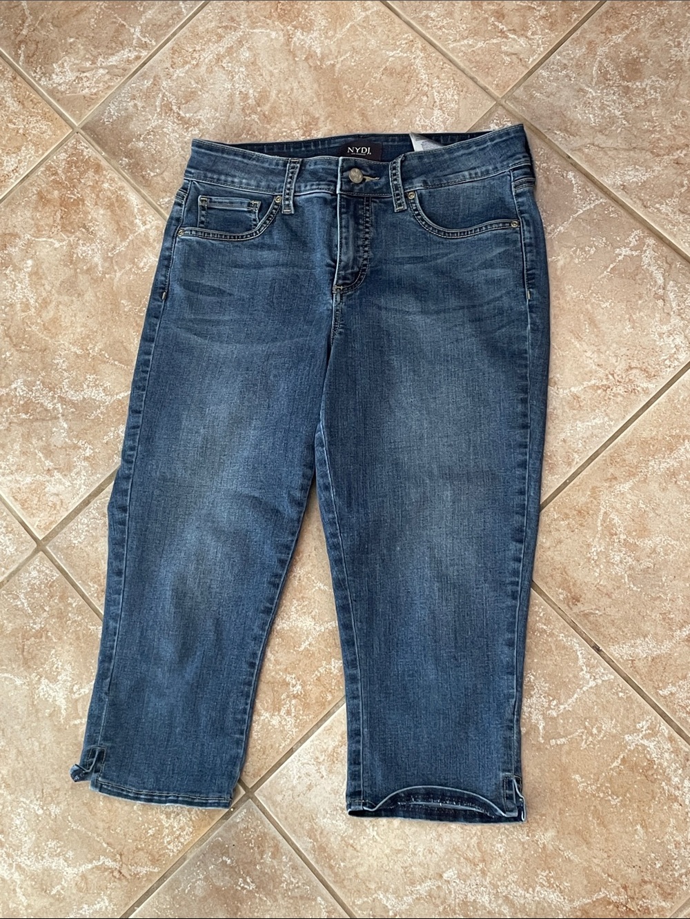 NYDJ Dark Blue Capri Denim Jeans * Skinny Capri * Lift x Tuck Technology Sz 4